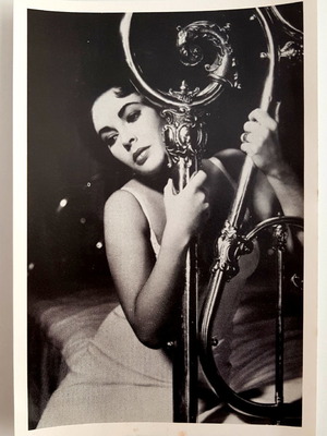 Καρτ Ποστάλ Elizabeth Taylor σαν καινούργιο από τις εκδόσεις Οδός Πάνος