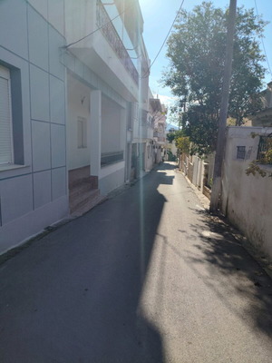 Πωλείται μονοκατοικία σε διωροφη κατασκευή στην Σαλαμίνα!!