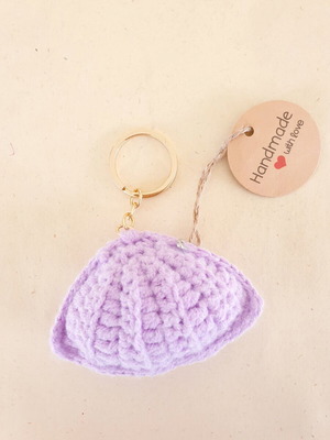 Shell keychain lilac knitted handmade, new