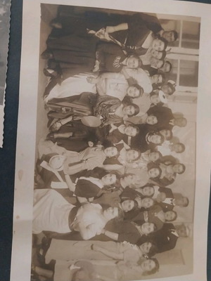 Black and white photo album used, 150 photos, 1940s decade