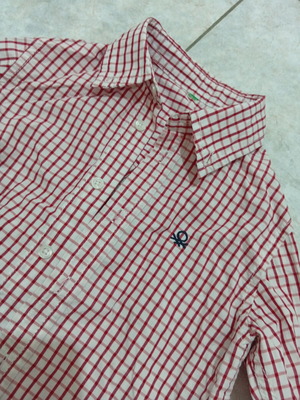 Benetton boys' shirt, like new, red checkered