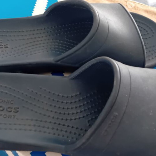 Crocs J1 Kids Slides Blue Like New Size 32-33
