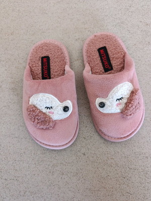 Mitsuko winter slippers size 29 like new, pink with dog design