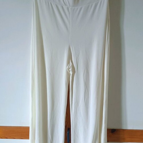 Privé pants like new, off white, size S