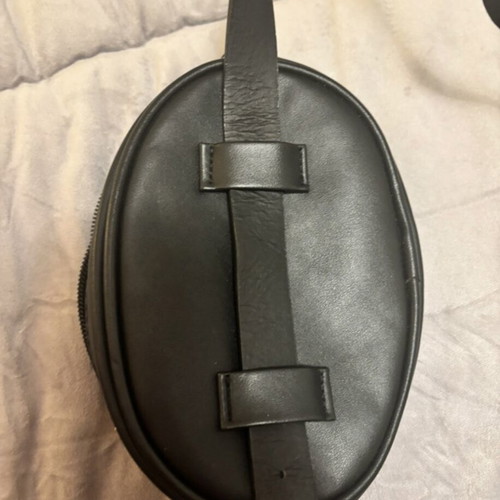 Black waist bag like new in very good condition