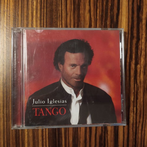 Julio Inglesias Tango CD used, Latin