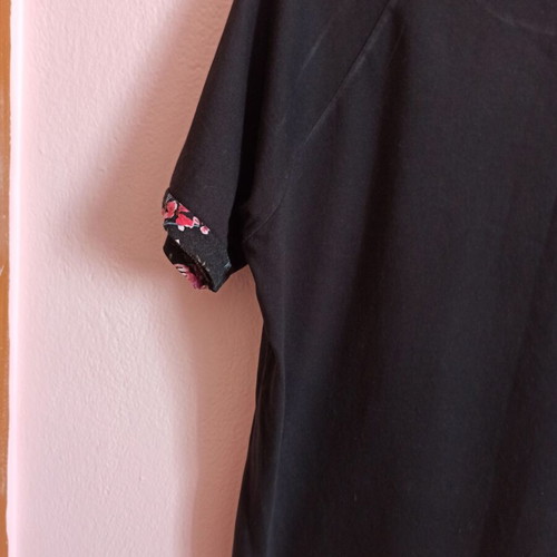 No shame men's t shirt black large like new