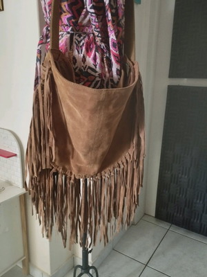 Pull&Bear boho suede leather crossbody bag like new brown
