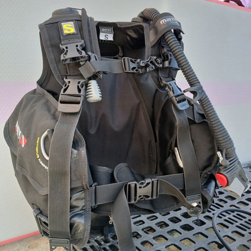 Mares Rover Pro BCD size S used, durable jacket-style diving vest