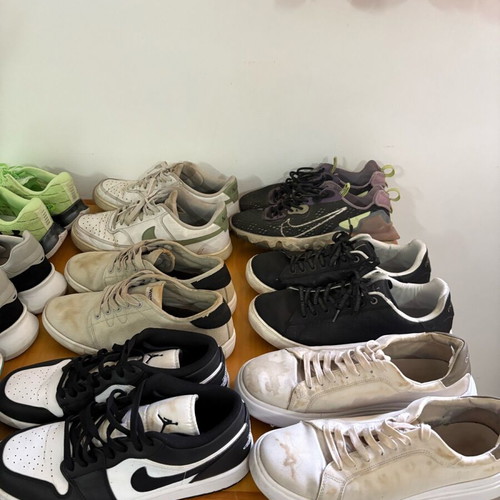 Sneakers like new from wardrobe clearance