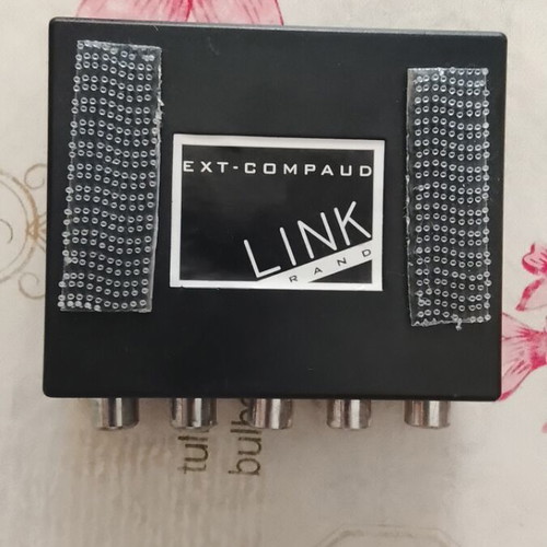 Link video and stereo audio UTP extender used up to 150m