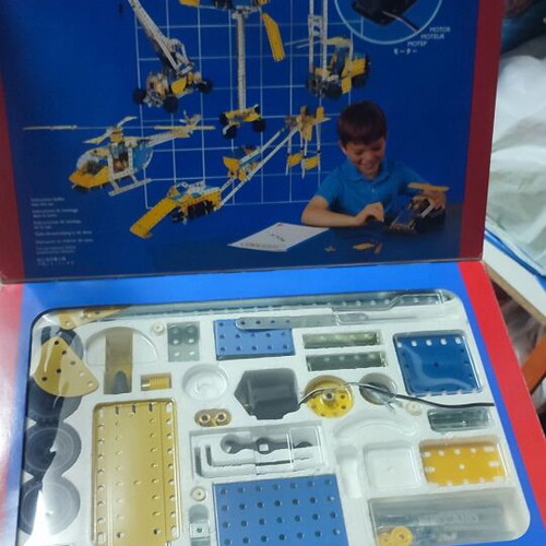 Meccano 452 vintage construction set with motor, like new