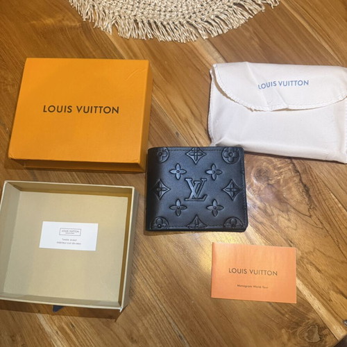 Louis Vuitton men's wallet new, black