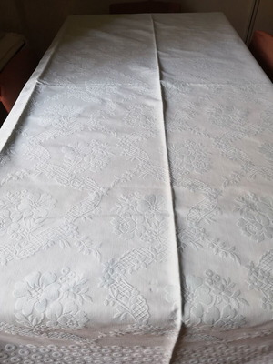 Bed cover light blanket, greenish, 100% cotton, embossed pattern