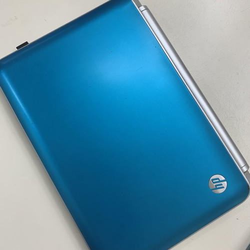 HP Mini Laptop 210-2100 used with charger and protective case