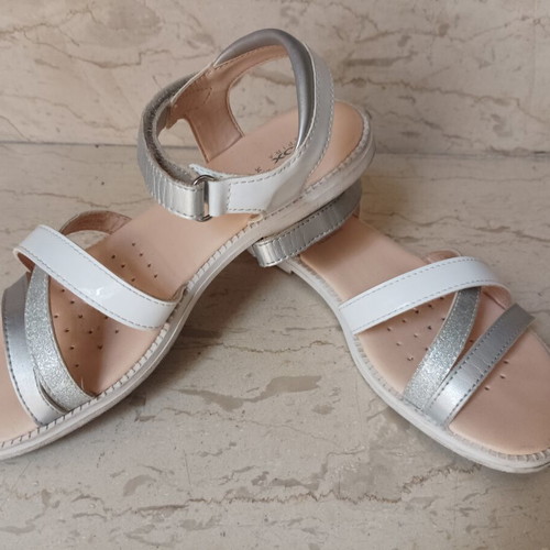 Geox sandals size 34 like new, white and silver leather