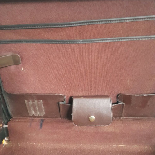 Hyundai visitor bag used, brown plastic with compartments