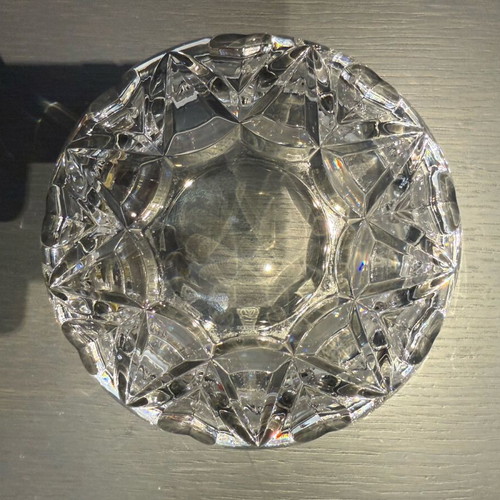 Crystal ashtray classic design like new condition