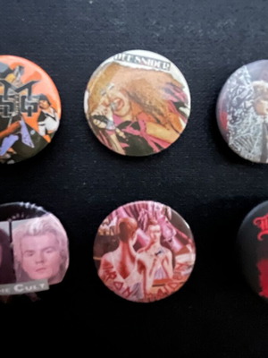 Vintage metal pins 25mm set of 6 used with Dio band