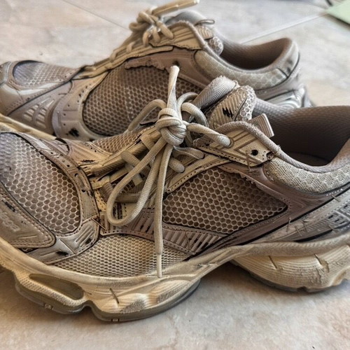 Balenciaga shoes new, gray, size 41