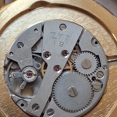 CANNON 17Jewels Swiss watches like new, set of 3 with leather straps