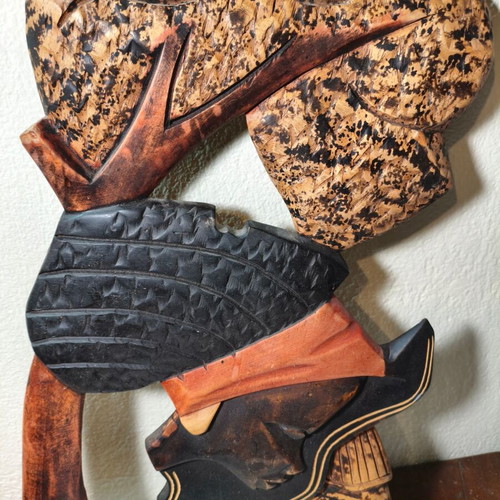 Wooden Hanging African Folk Art Ghana 1970 like new, hand-carved 50x28cm