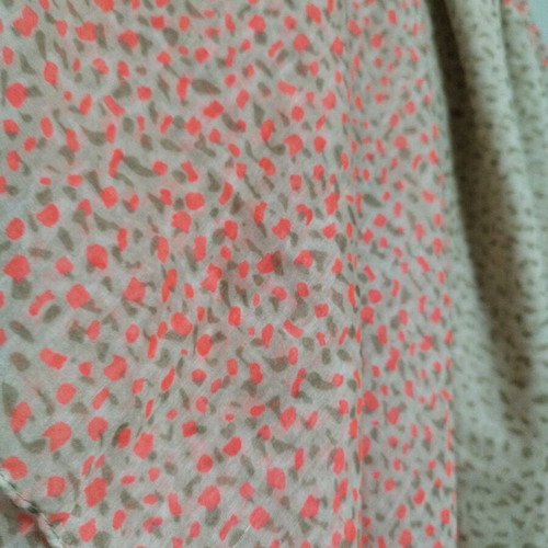 Pieces round scarves like new, set of 2