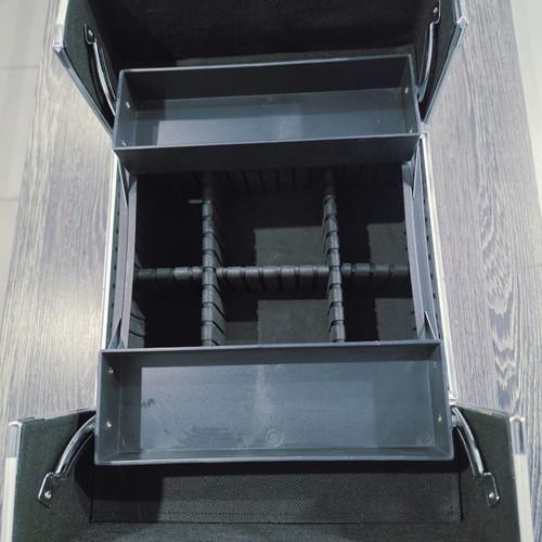Makeup case with lock key