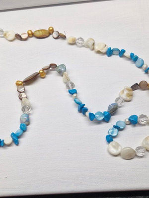 Long turquoise necklace like new with beige and brown stones 53cm