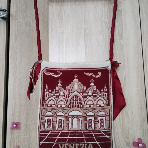 Vintage wool shoulder bag from Venice like new, multicolored souvenir