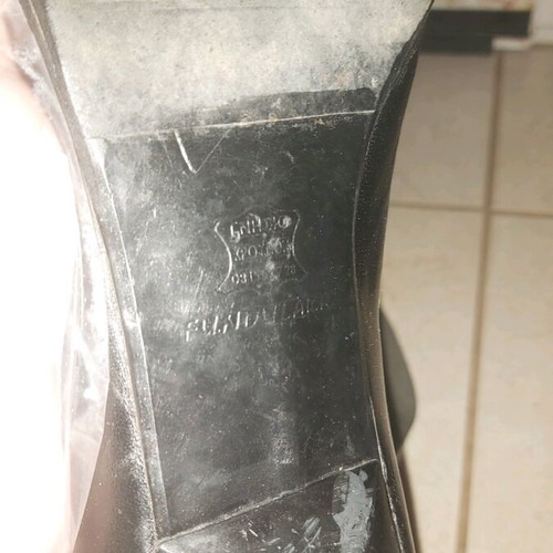 Fundulakis vintage black low-heeled pumps size 38 used, heel repair needed