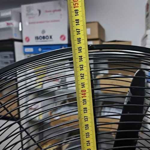 Professional floor fan 210W like new, 65cm diameter, 3 metal blades