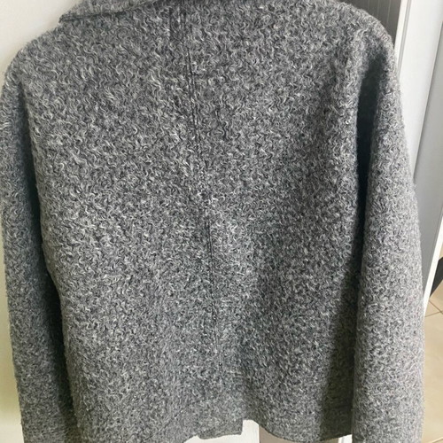 Zara medium gray boucle jacket used, like new