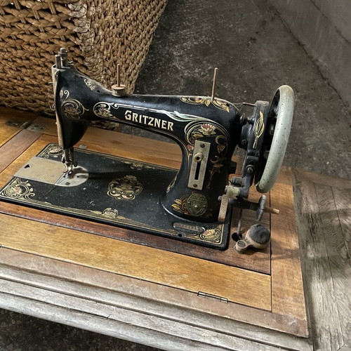 Gritzner sewing machine model 1892 used without metal base