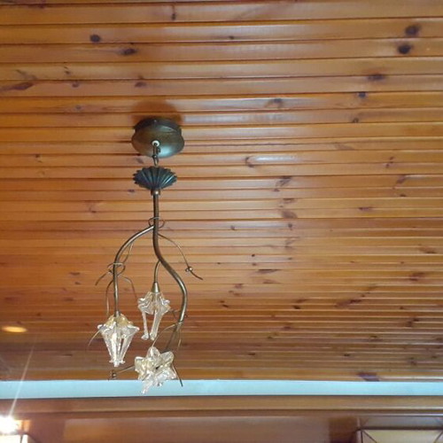 Ceiling multi-light bronze metal lamp with lilies, like new