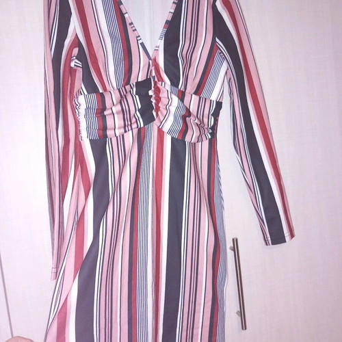 Dresses size S like new, pack of 12 pieces