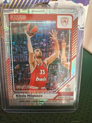 Nikola Milutinov 45/275 Olympiacos basketball card like new