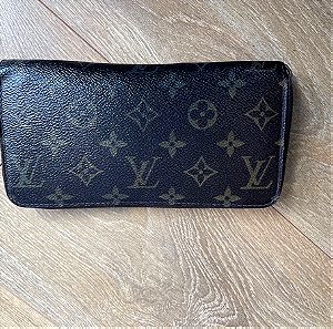 Louis Vuitton αυθεντικό πορτοφόλι zippy monogram canvas.