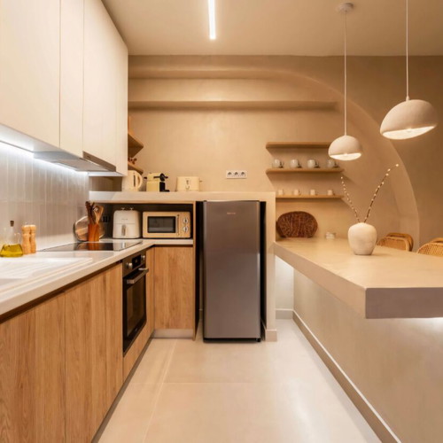 Apartment semi-basement 60 sqm with jacuzzi in Piraeus, furnished