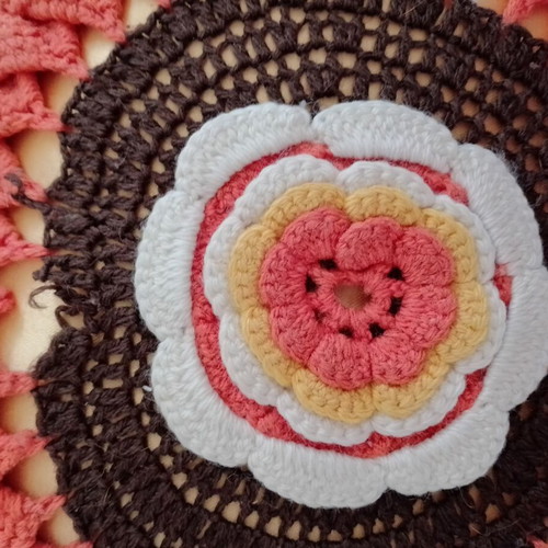 Handmade oval knitted pillow used 35x35cm