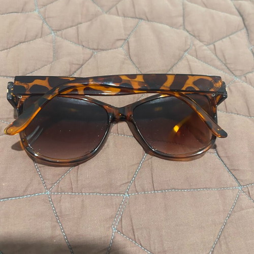 Tortoise sunglasses like new, brown, clear lenses