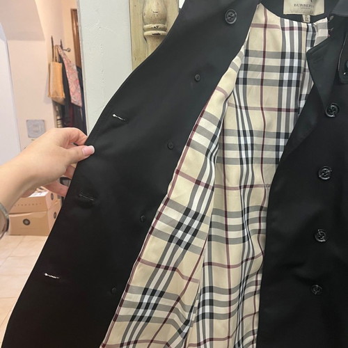 Burberry black trench coat used No 34 (XS)