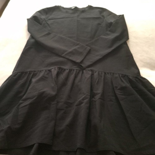 Zara black short dress new with gathers, size M