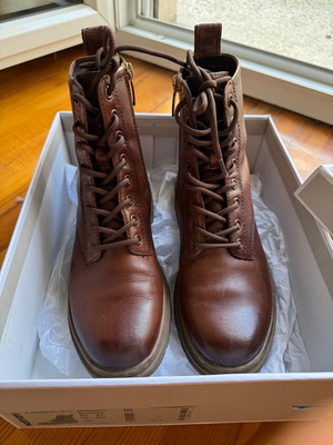 Tamaris ankle boots like new, brown, size 37