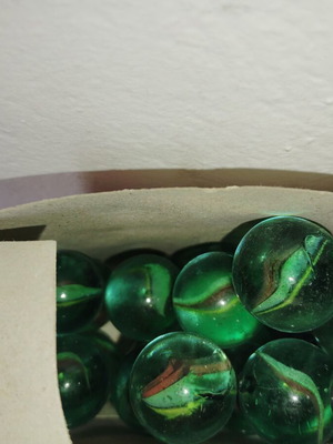 Glass marbles new from the 80s, box of 25, large size