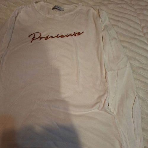Toi&Moi long-sleeve t-shirt white size Large like new