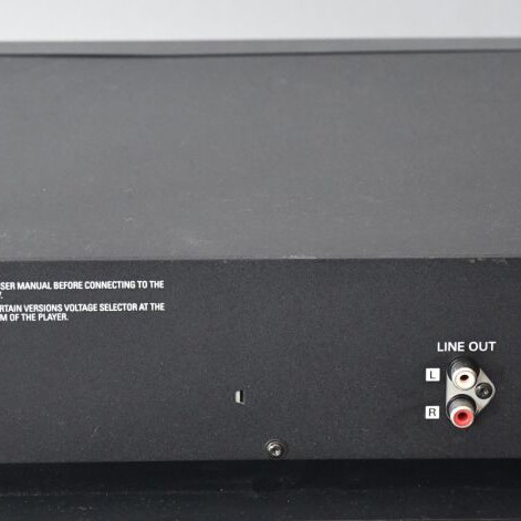 Philips CD 723 CD player used in excellent condition