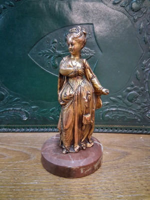 Metal sculpture used with details