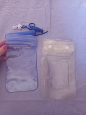 Phone cases for beach, set of 2