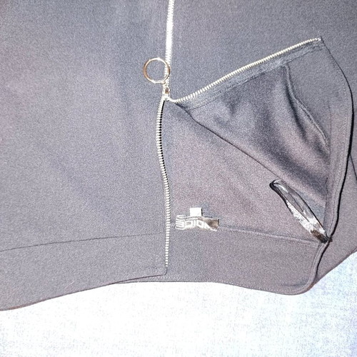 Skirt with zipper opening to bottom like new, black, size M